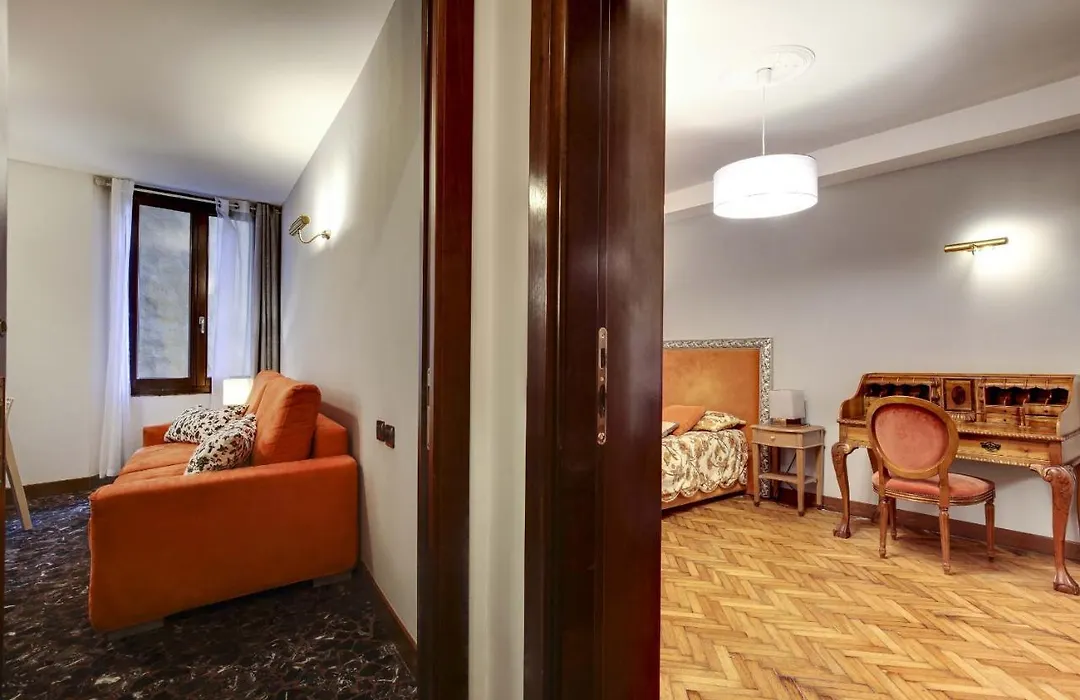 San Marco Superior Apartments By Wonderful Italy-1